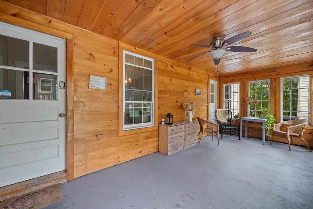 10 Maple ST, Sturbridge, MA Photo #33