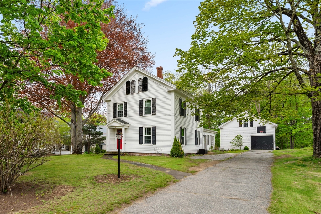 10 Maple ST, Sturbridge, MA Photo #2