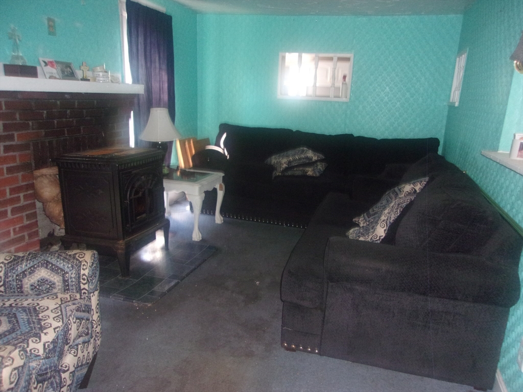 127 Hampton Cir