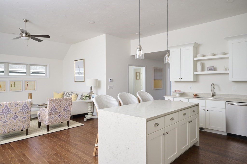 25 Metacomet Road #25