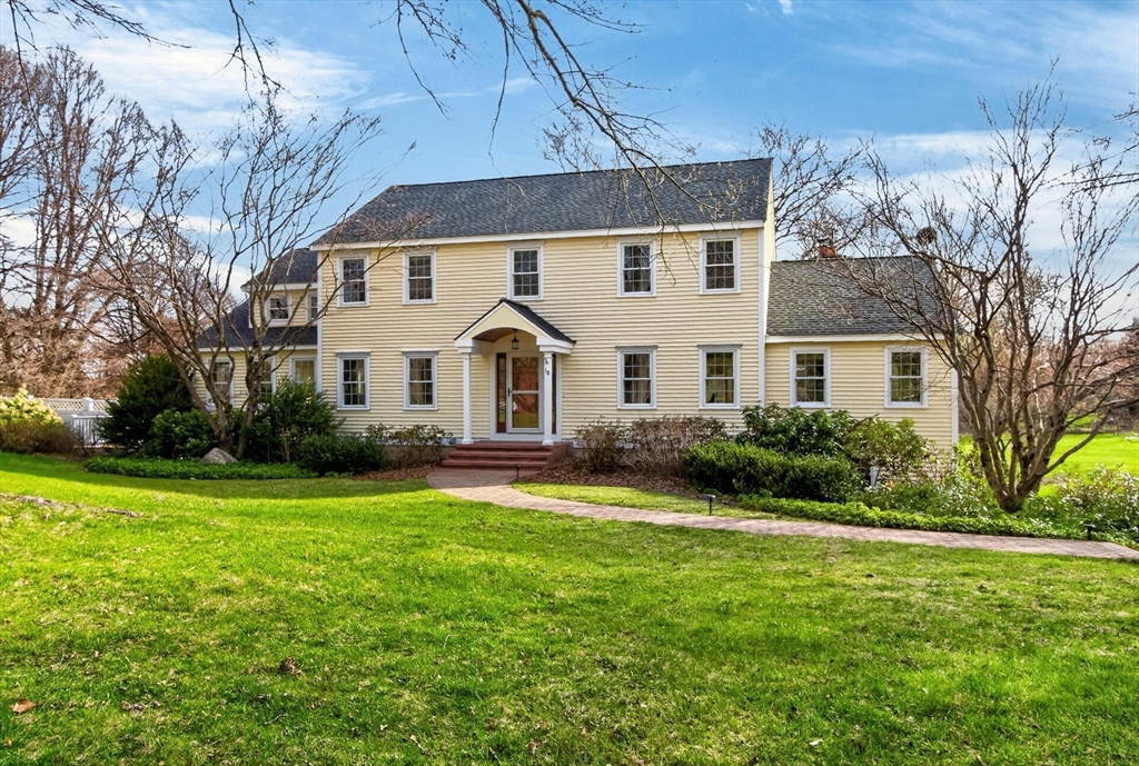 18 Robert Rd