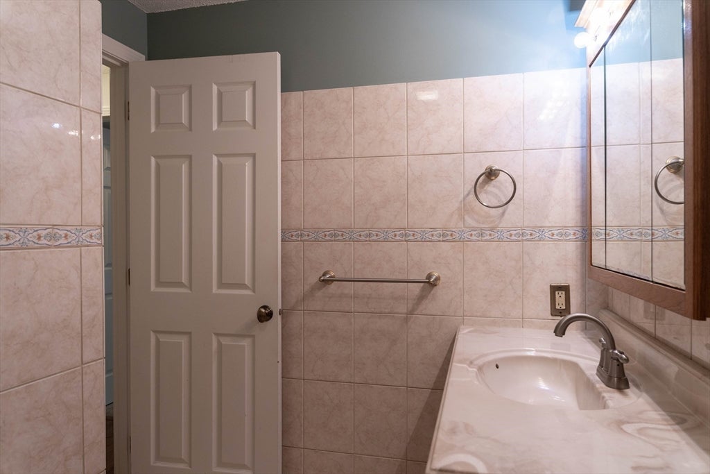 124 Heritage Dr #124, Northbridge, MA, 124 Heritage Dr #124, Northbridge, MA Photo #20