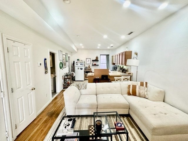 111 Salem St #2, Boston, MA, 111 Salem St #2, Boston, MA Photo #2
