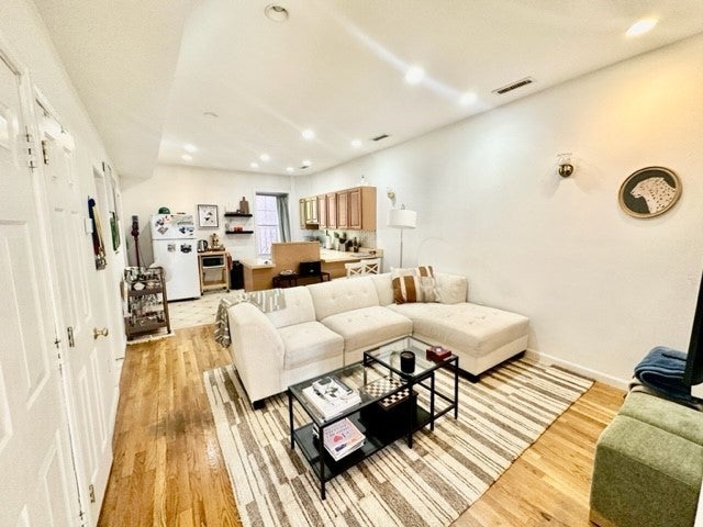 111 Salem St #2, Boston, MA, 111 Salem St #2, Boston, MA Photo #1