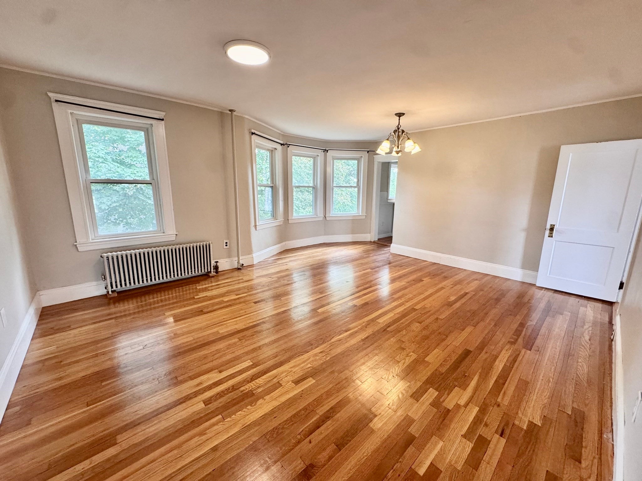 Click for 87 Burget Ave #2, Medford, MA slideshow