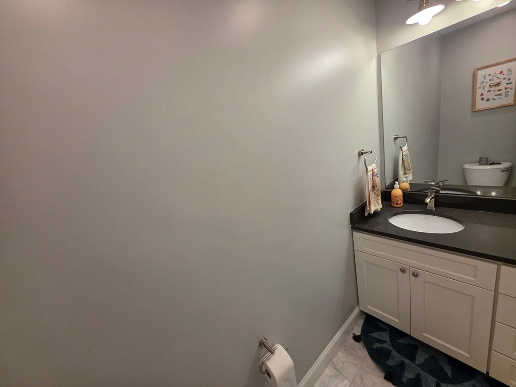 810 E 3rd St #2, Boston, MA Photo #10