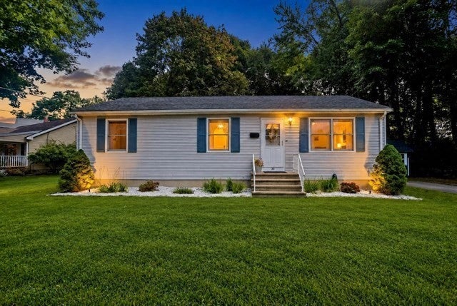 30 Dale St, Holyoke, MA, 30 Dale St, Holyoke, MA Photo #1