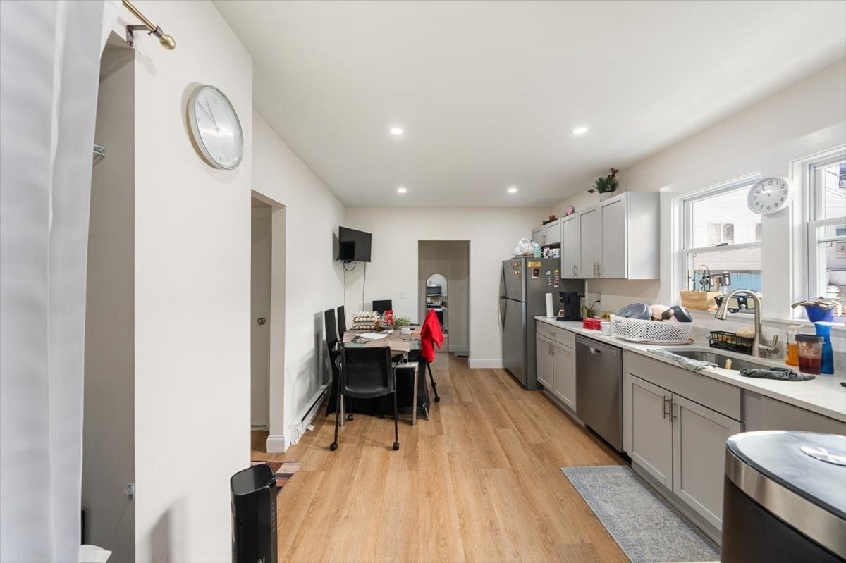 528 Ferry St, Everett, MA, 528 Ferry St, Everett, MA Photo #4