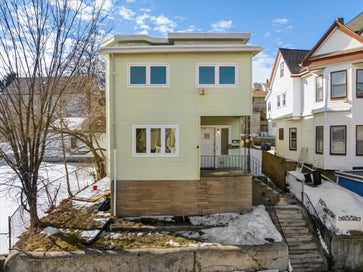 528 Ferry St Everett MA 02149