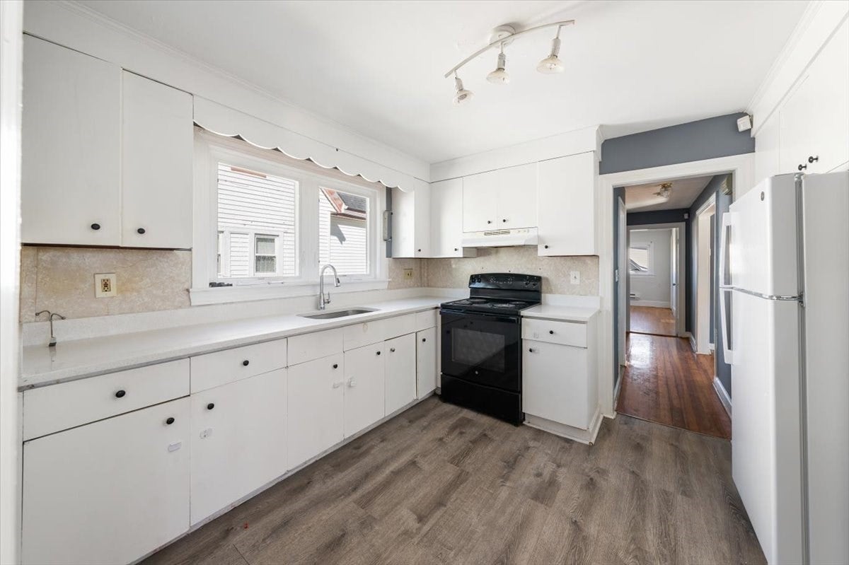 528 Ferry St, Everett, MA, 528 Ferry St, Everett, MA Photo #21