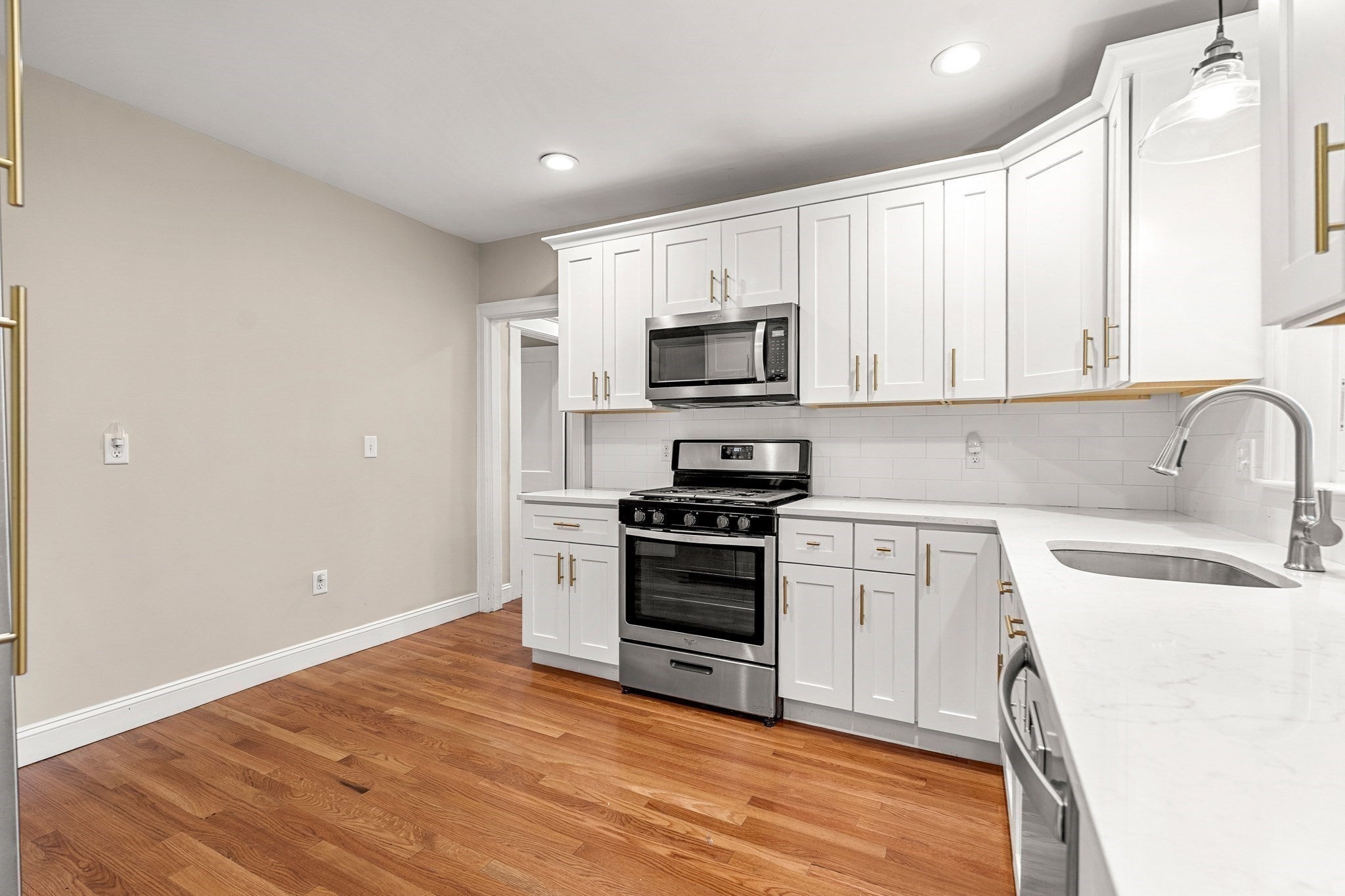 55-57 Frothingham St, Lowell, MA, 55-57 Frothingham St, Lowell, MA Photo #31