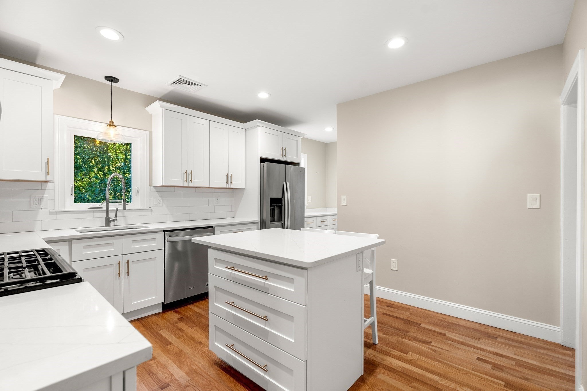 55-57 Frothingham St, Lowell, MA, 55-57 Frothingham St, Lowell, MA Photo #11