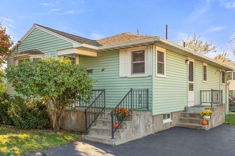 30 Wampum Ave Waltham MA 02451