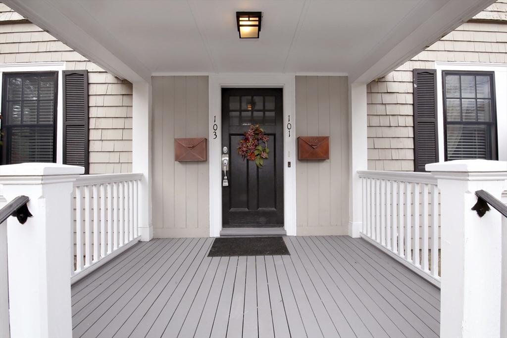 101 King St 101