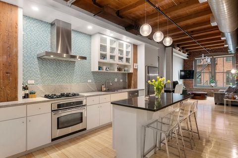 35 Channel Center St 303 Boston MA 02210