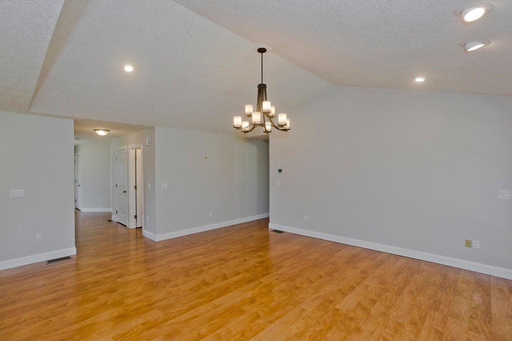 150 Stonybrook Way #150, South Hadley, MA, 150 Stonybrook Way #150, South Hadley, MA Photo #12