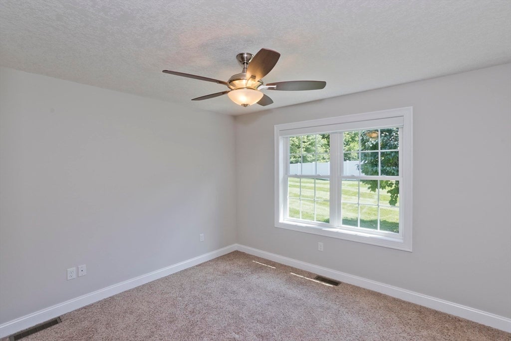 150 Stonybrook Way #150, South Hadley, MA, 150 Stonybrook Way #150, South Hadley, MA Photo #8