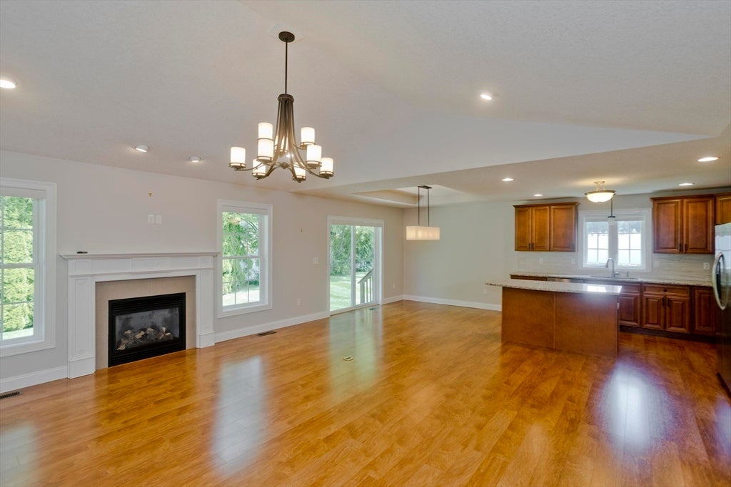 150 Stonybrook Way #150, South Hadley, MA, 150 Stonybrook Way #150, South Hadley, MA Photo #9
