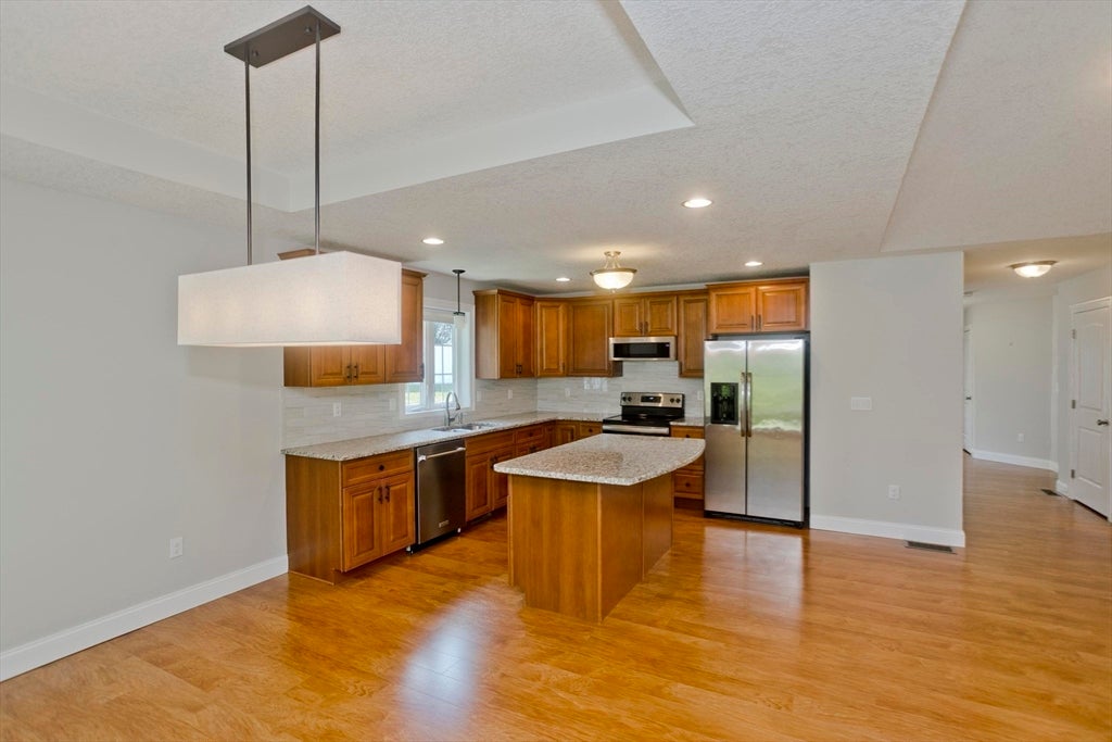 150 Stonybrook Way #150, South Hadley, MA, 150 Stonybrook Way #150, South Hadley, MA Photo #20