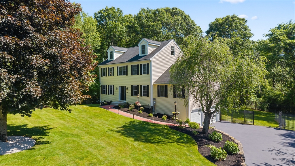 128 Memorial Dr