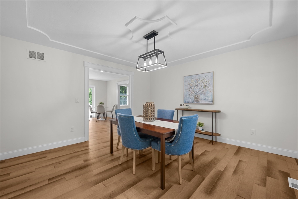 128 Memorial Dr