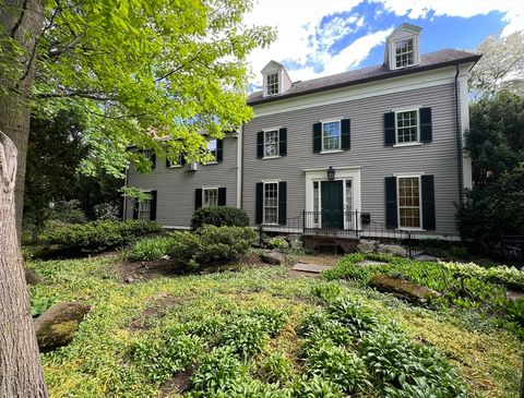 12 Ash Street Place Cambridge MA 02138