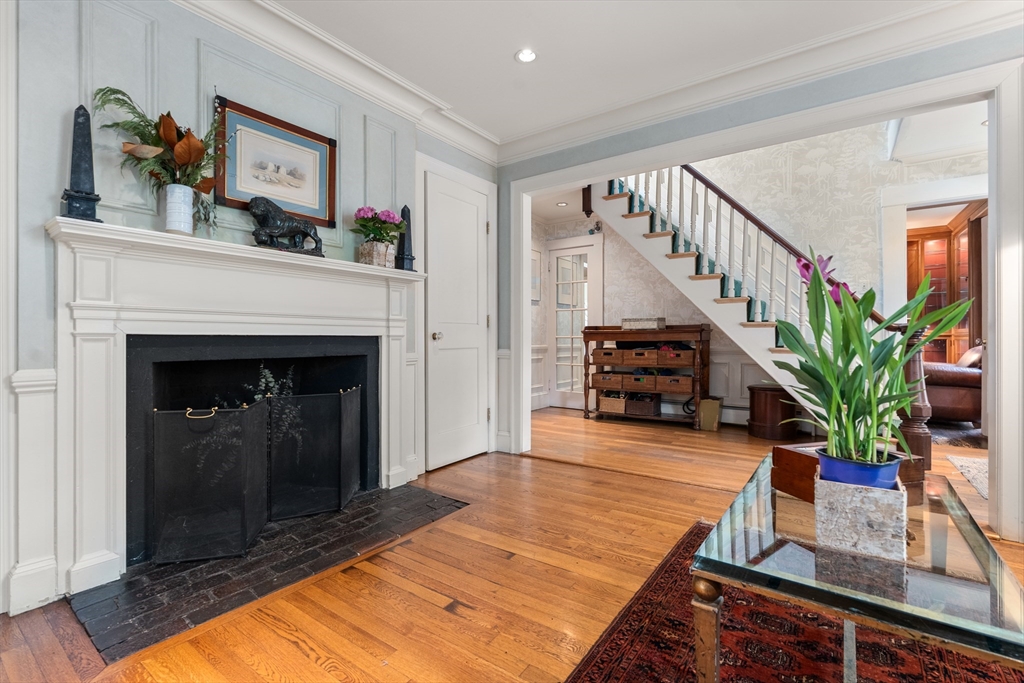 12 Ash Street Place