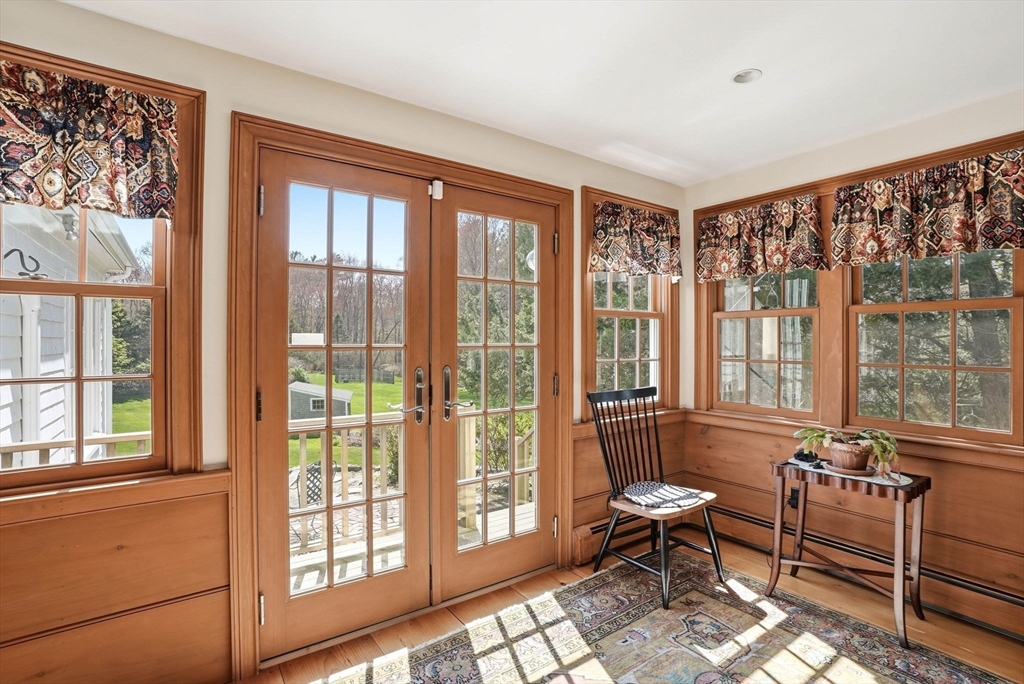 215 Prospect St, Hingham, MA Photo #18