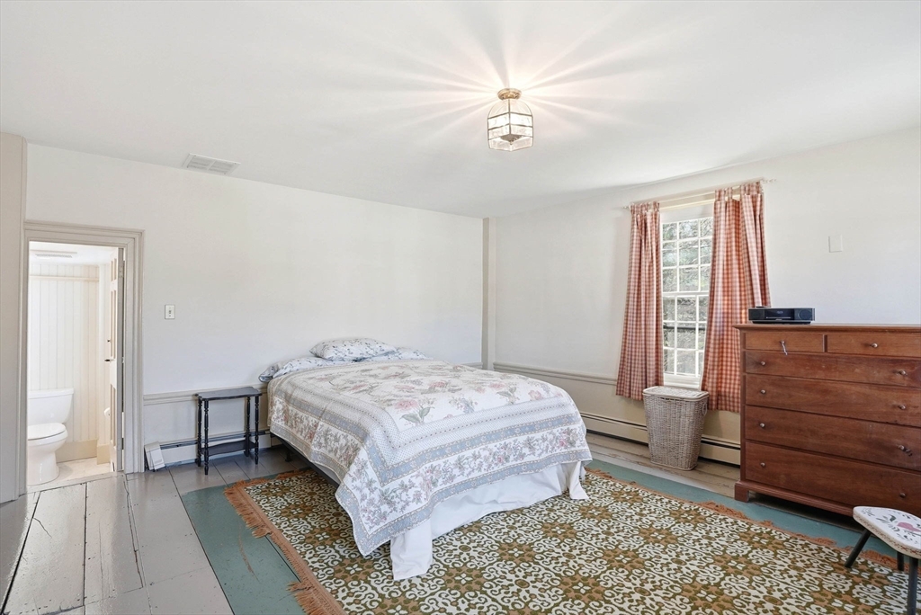 215 Prospect St, Hingham, MA Photo #25
