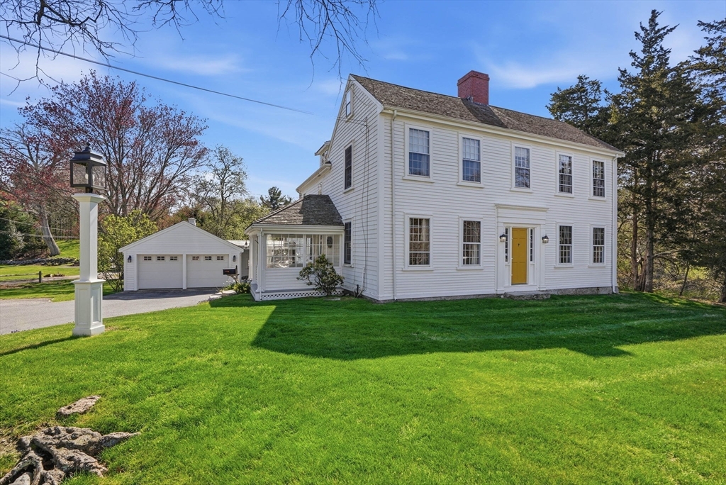 215 Prospect St, Hingham, MA Photo #1