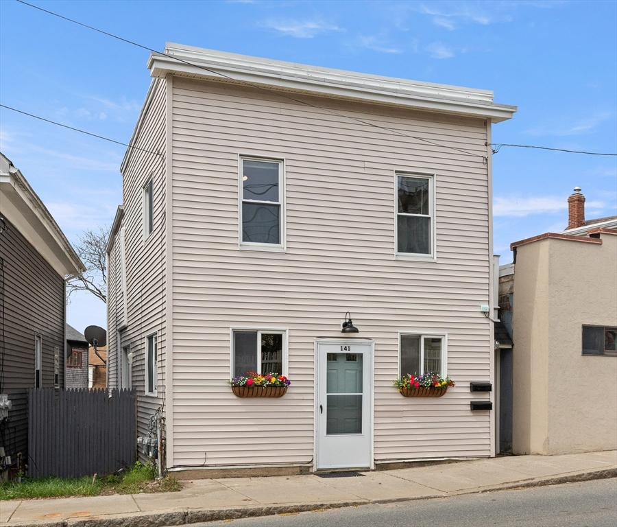 141 Prospect St #B, Gloucester, MA Photo #17