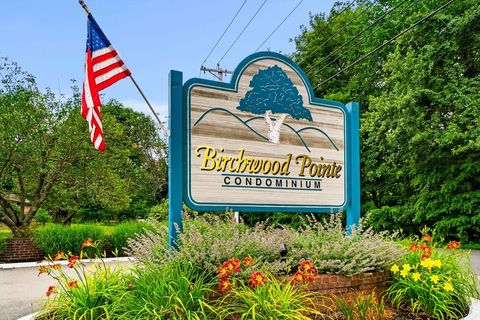5 Birchwood Pt 303 Amesbury MA 01913
