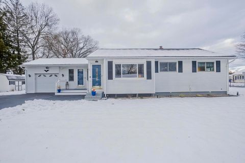 Photo of 68 Hamilton St, Springfield, MA 01119 (MLS # 73460034)