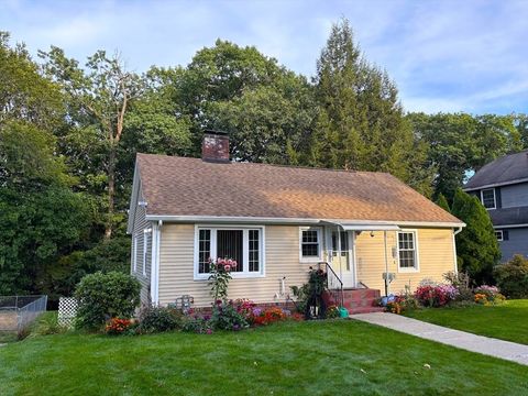 31 Craig Street Springfield MA 01108