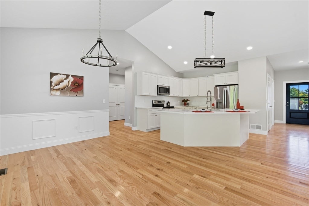 31 High Bluff, Belchertown, MA, 31 High Bluff, Belchertown, MA Photo #8