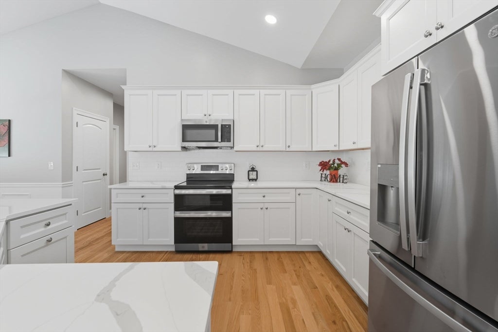31 High Bluff, Belchertown, MA, 31 High Bluff, Belchertown, MA Photo #13