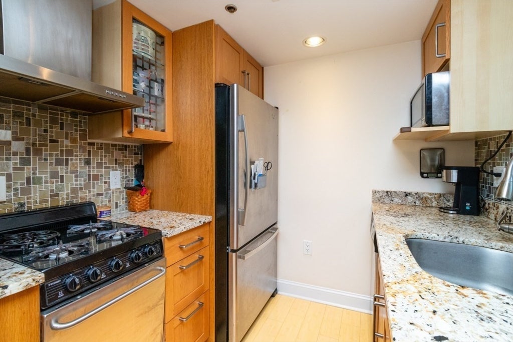 3 S Stone Mill Dr #225, Dedham, MA, 3 S Stone Mill Dr #225, Dedham, MA Photo #14