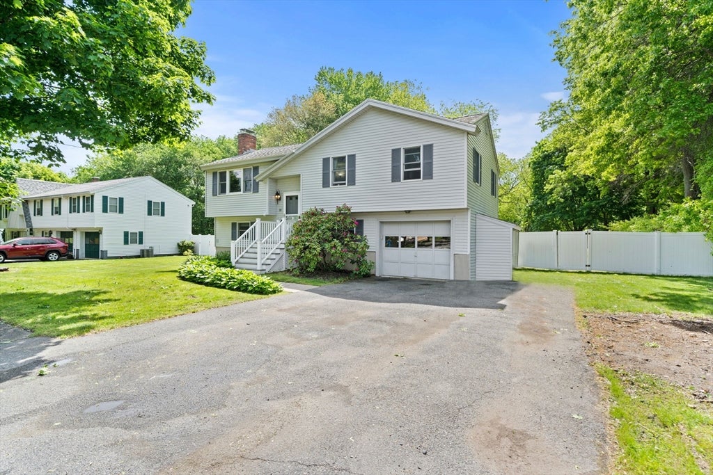 10 Upland Road
