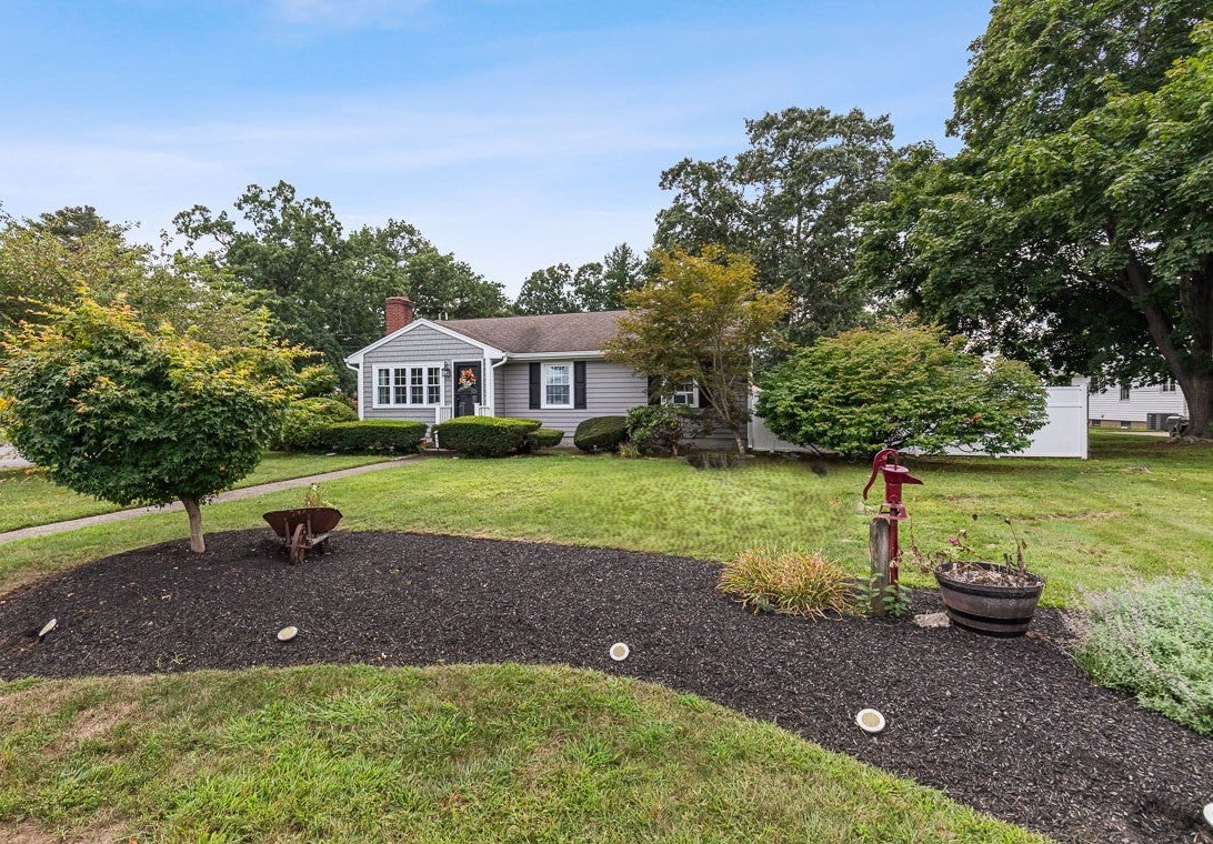 Photo of 55 St Laurent PKWY, Seekonk, MA