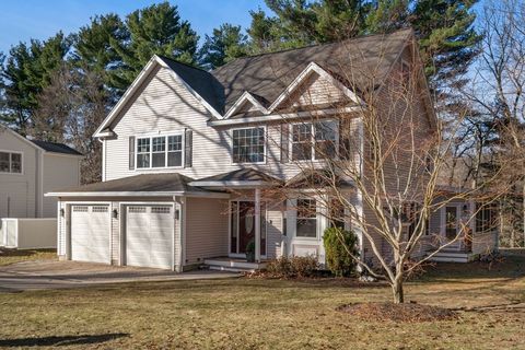 16 Castle Road Wayland MA 01778