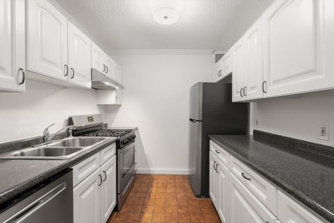 Photo of 33 Pond Ave #523, Brookline, MA 02445 (MLS # 73537006)