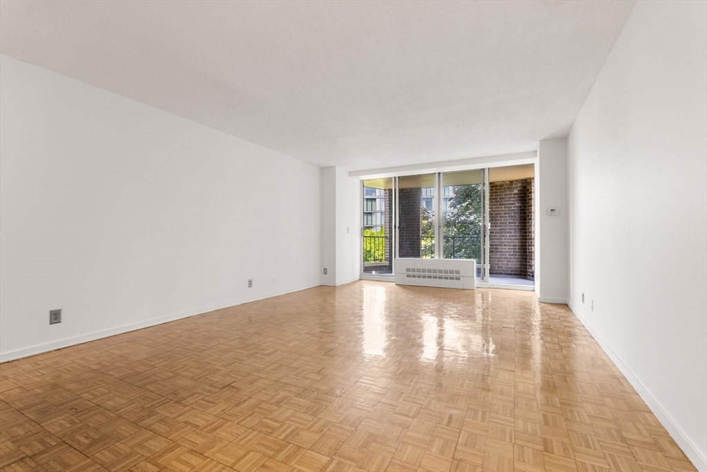 33 Pond Ave 523