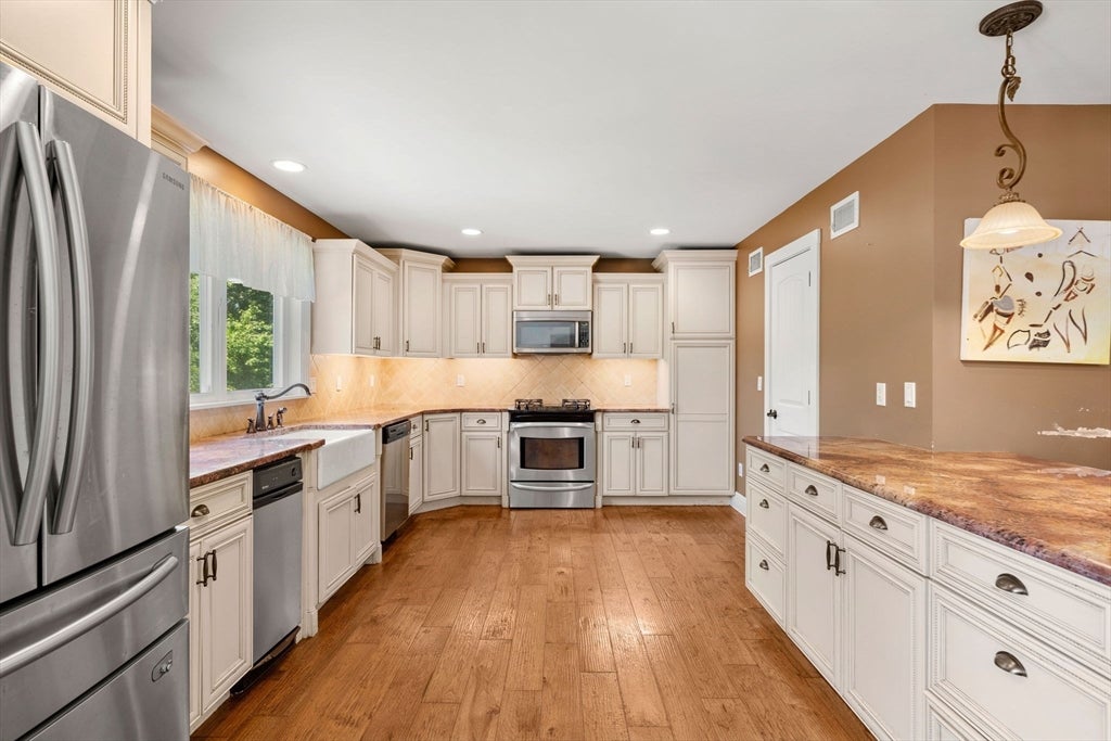 55 Crescent St, Bridgewater, MA, 55 Crescent St, Bridgewater, MA Photo #15