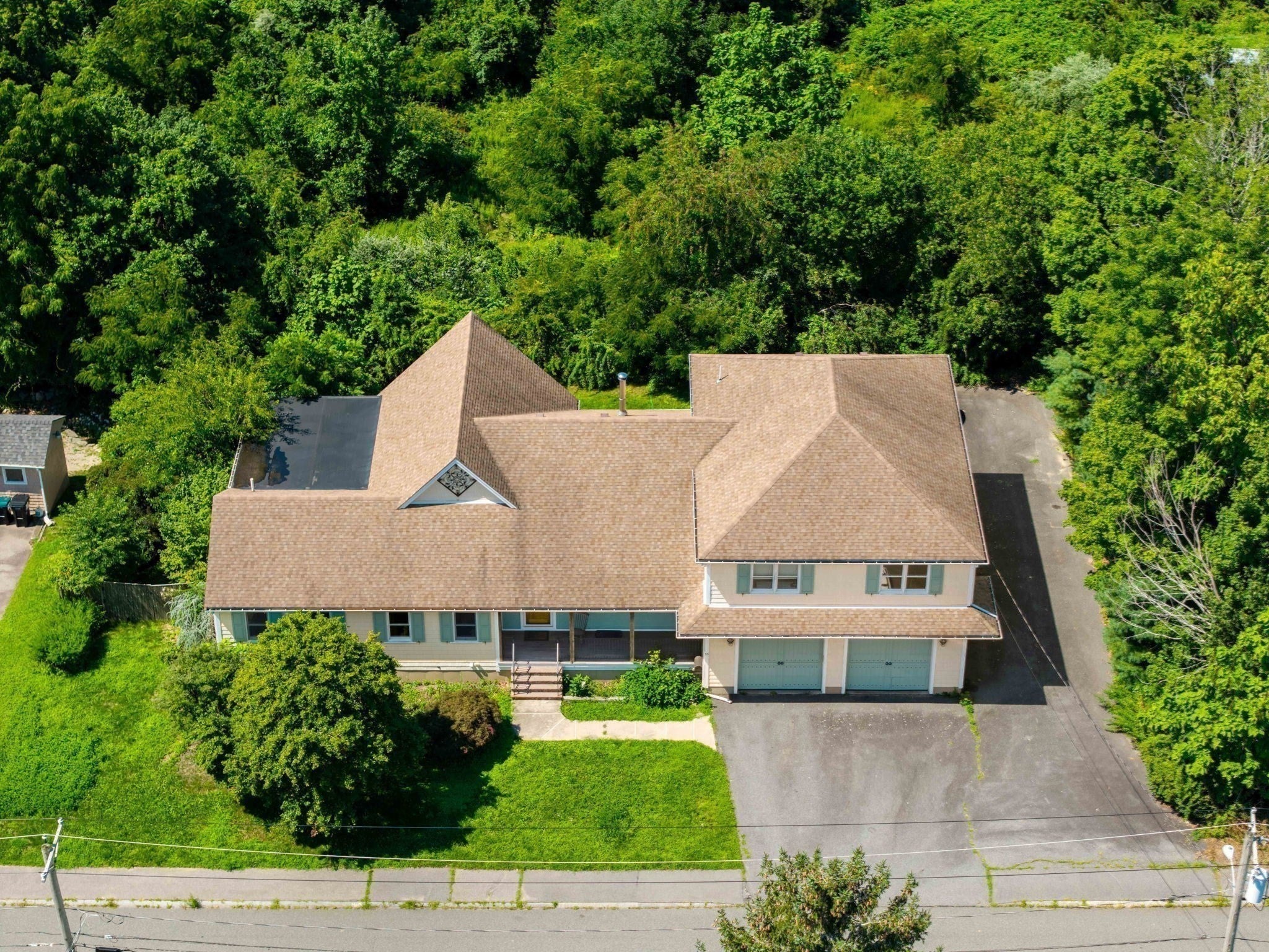 55 Crescent St
