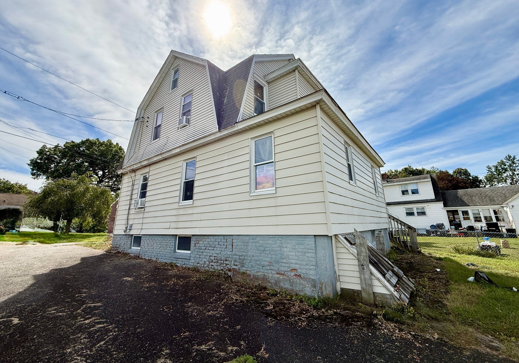 30 Dalton Ave