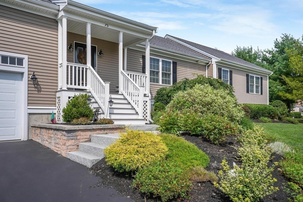 75 Bear Paw Trl #75, Taunton, MA, 75 Bear Paw Trl #75, Taunton, MA Photo #3