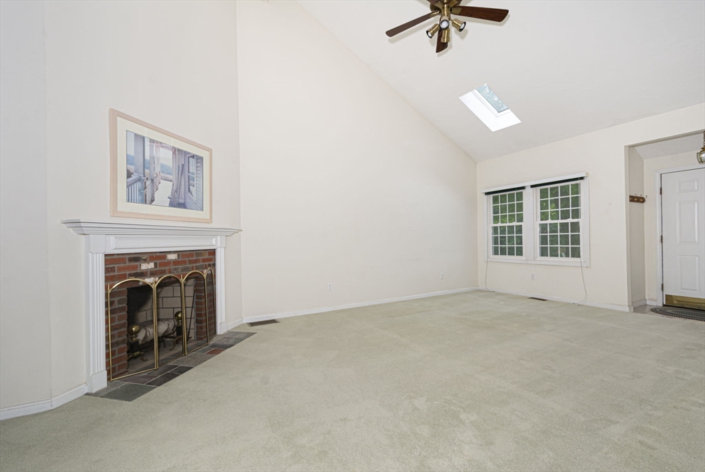 102 Harrington Farms Way 102