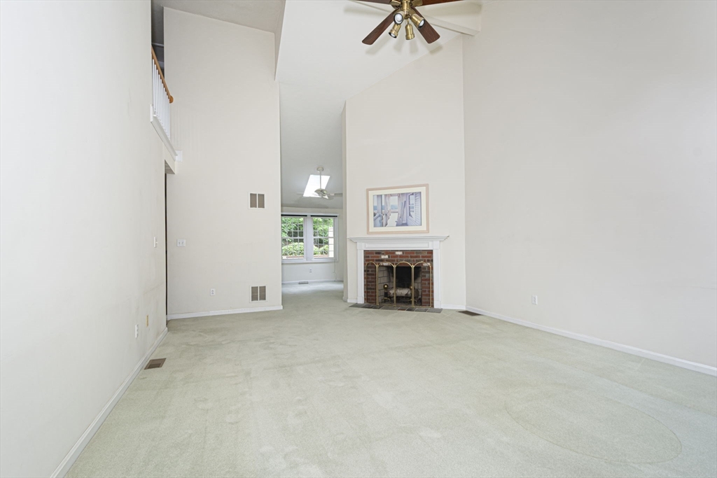 102 Harrington Farms Way 102