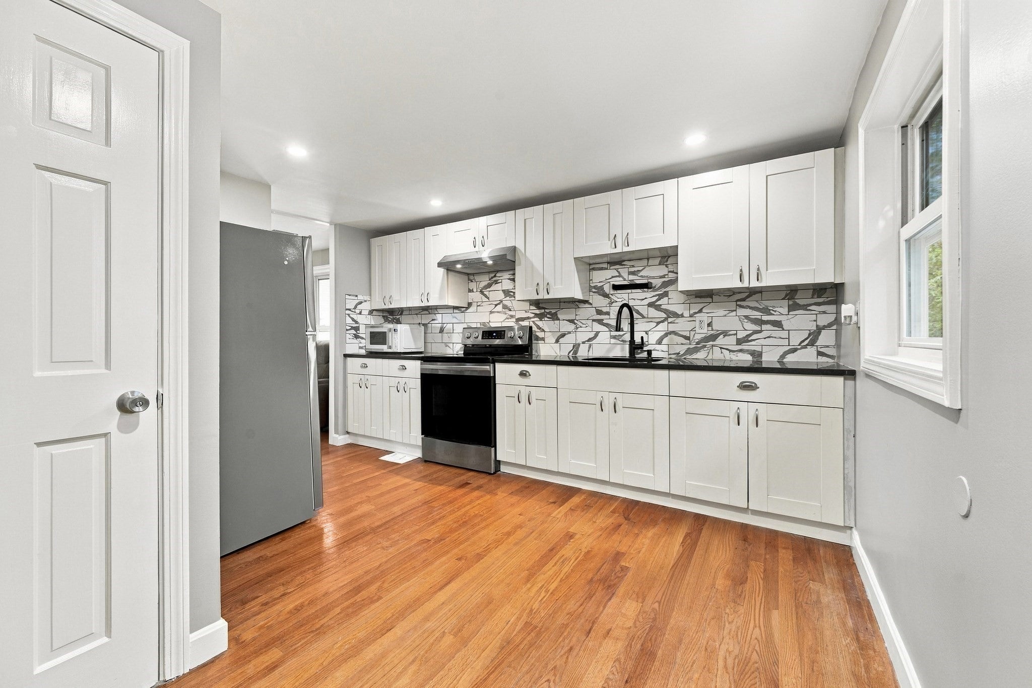 20 Ames St, Lynn, MA Photo #15
