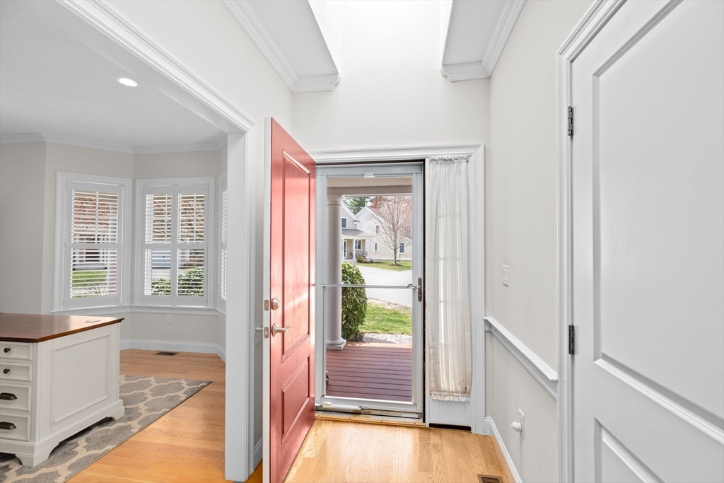 239 Washington Street 16